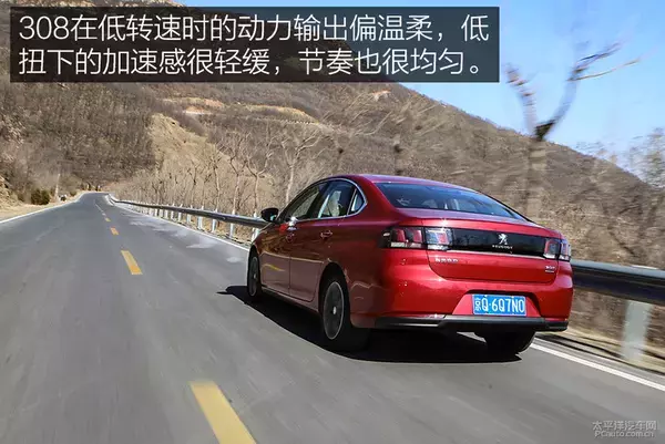 操控极限相当高！测试：东风标致308 1.2T