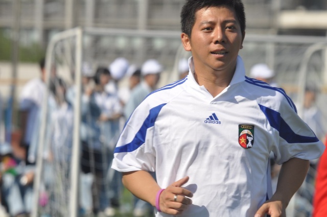 国足终于争口气，明星球迷鹿晗李易峰韩寒没事也爱“插一脚”