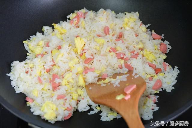 菠蘿飯的做法,菠蘿飯的做法家常