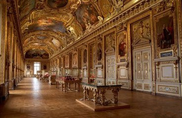 世界四大博物馆之法国卢浮宫博物馆