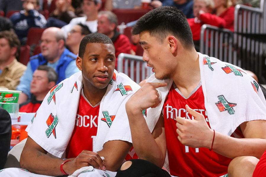 姚明nba为什么捧他(麦迪紧随姚明入选名人堂 他在中国凭什么拥有60e麦蜜)