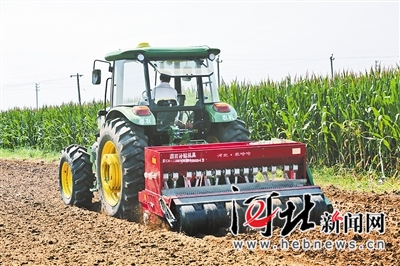 燕趙田野上演“進(jìn)擊的農(nóng)機(jī)” 河北農(nóng)機(jī)制造的風(fēng)口來了？