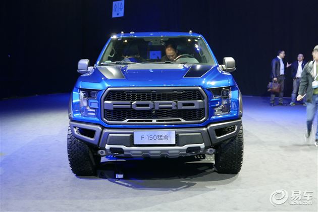 全新福特F-150猛禽上市 售价49.98-54.88万元 超性能越野皮卡