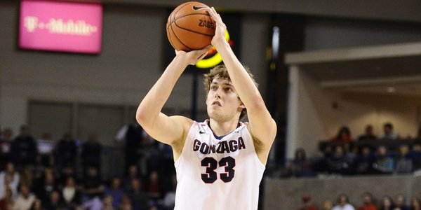 冈萨加大学有哪些nba球员(冈萨加大学的NBA球员：火箭神射 联盟历史助攻王父子)