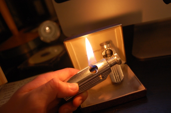 世界火机排行榜，Zippo排第六，前四才是火机中的劳斯莱斯！