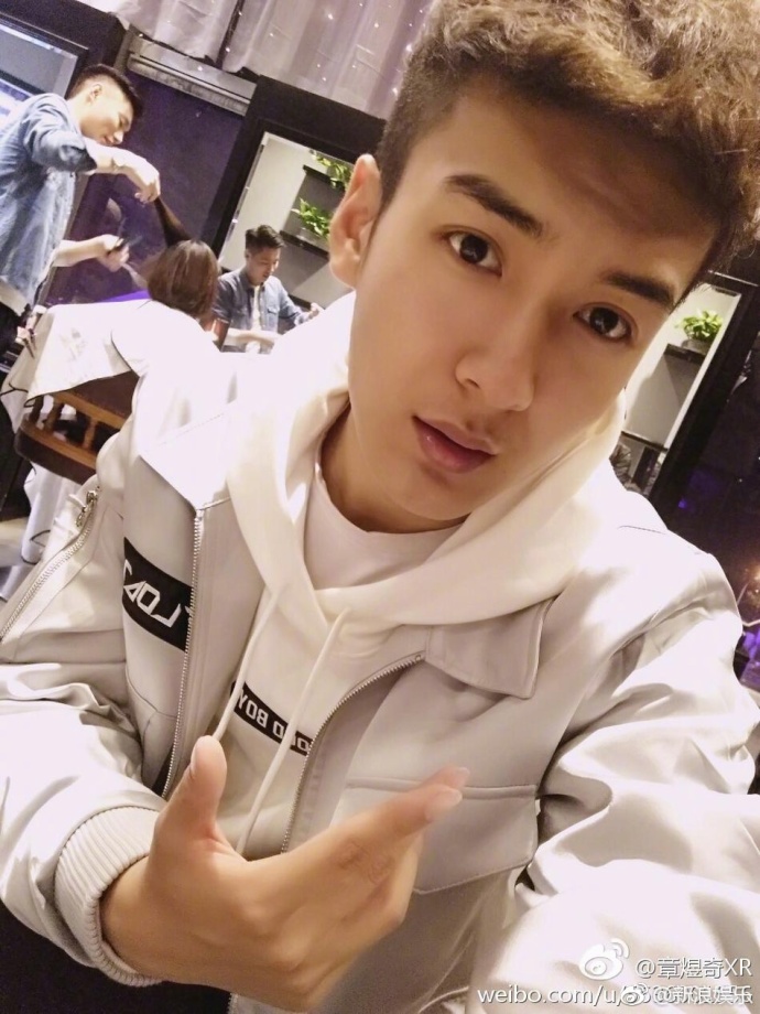 艺考成绩出：美女冠军太不网红脸，连拿四个第一的章煜奇够厉害