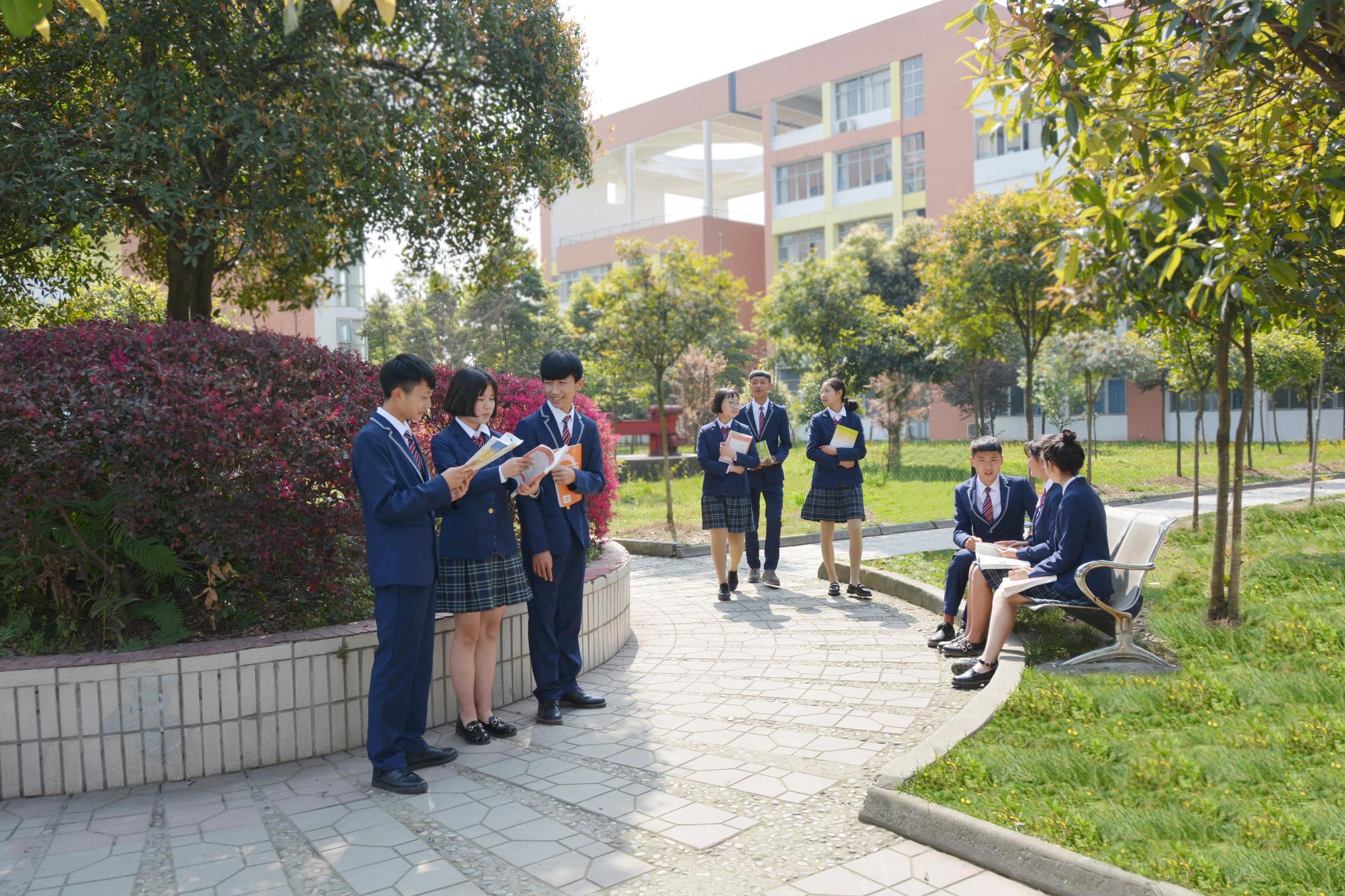 “最美职校”校园风采展示系列十一：崇州市职业教育培训中心