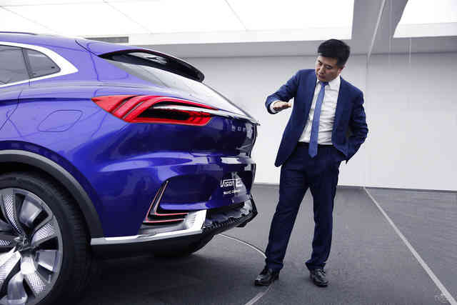 围观未来“黑科技”之车 荣威-光之翼VISION-E概念车静态品鉴