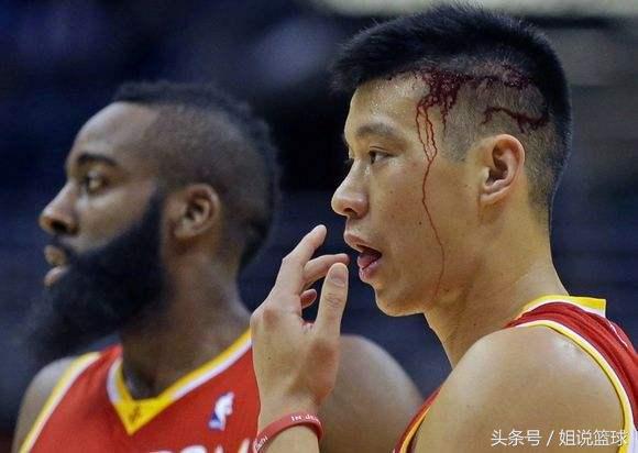 足球比赛球衣沾血为什么要换(为什么NBA球星流血必须下场，原因其实很简单，与一位名宿有关)