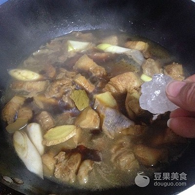 土豆燉肉,土豆燉肉的最簡單做法