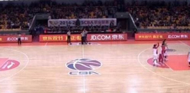 为什么nba画质比cba(盘点NBA视觉效果完爆CBA四大原因，不只是球员能力问题！)