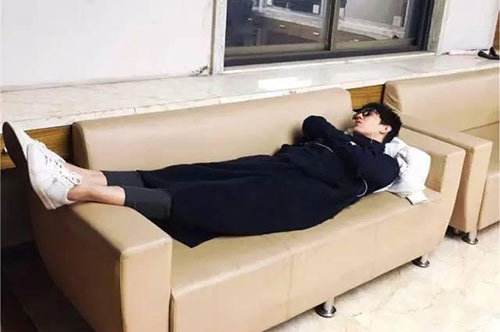 170508 迪玛希：忧伤者的自救，乐观者的自嗨
