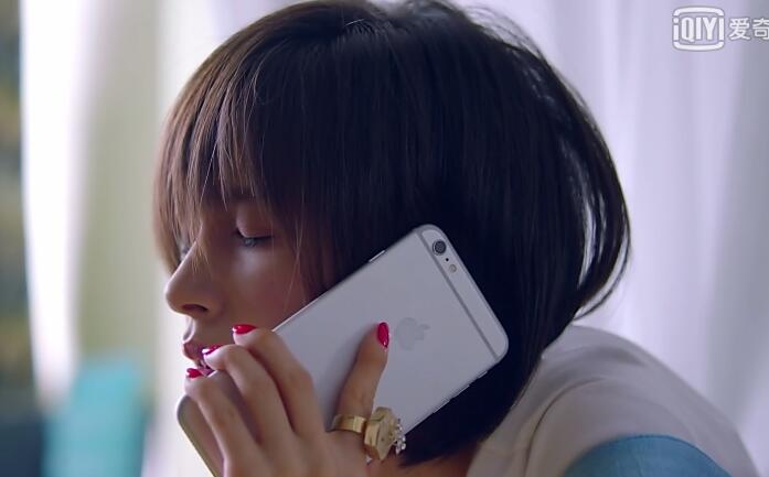 《欢乐颂2》刘涛蒋欣手机大变化，都是国产某品牌，你发现了吗？