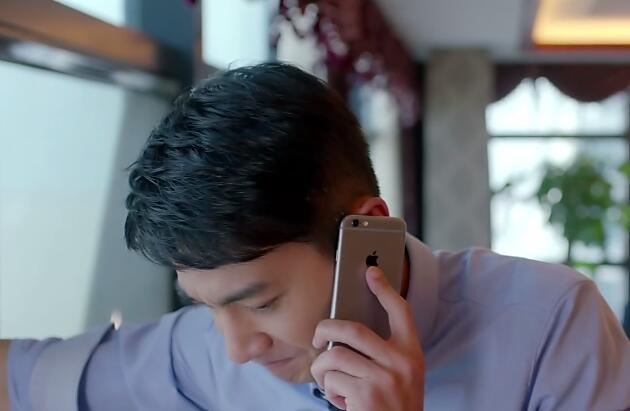 《欢乐颂2》刘涛蒋欣手机大变化，都是国产某品牌，你发现了吗？