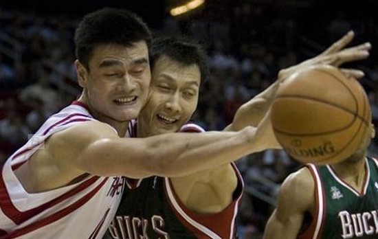 nba哪些明星有狐臭(神抓拍！NBA球星看到想吐血想删掉的照片)