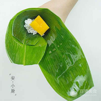西米粽子,西米粽子的做法和包法的正確煮法