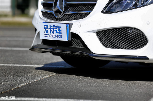给奋斗的你一个奖励 测奔驰C200 4MATIC
