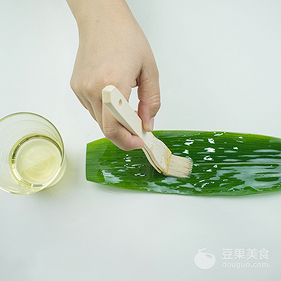 西米粽子,西米粽子的做法和包法的正確煮法