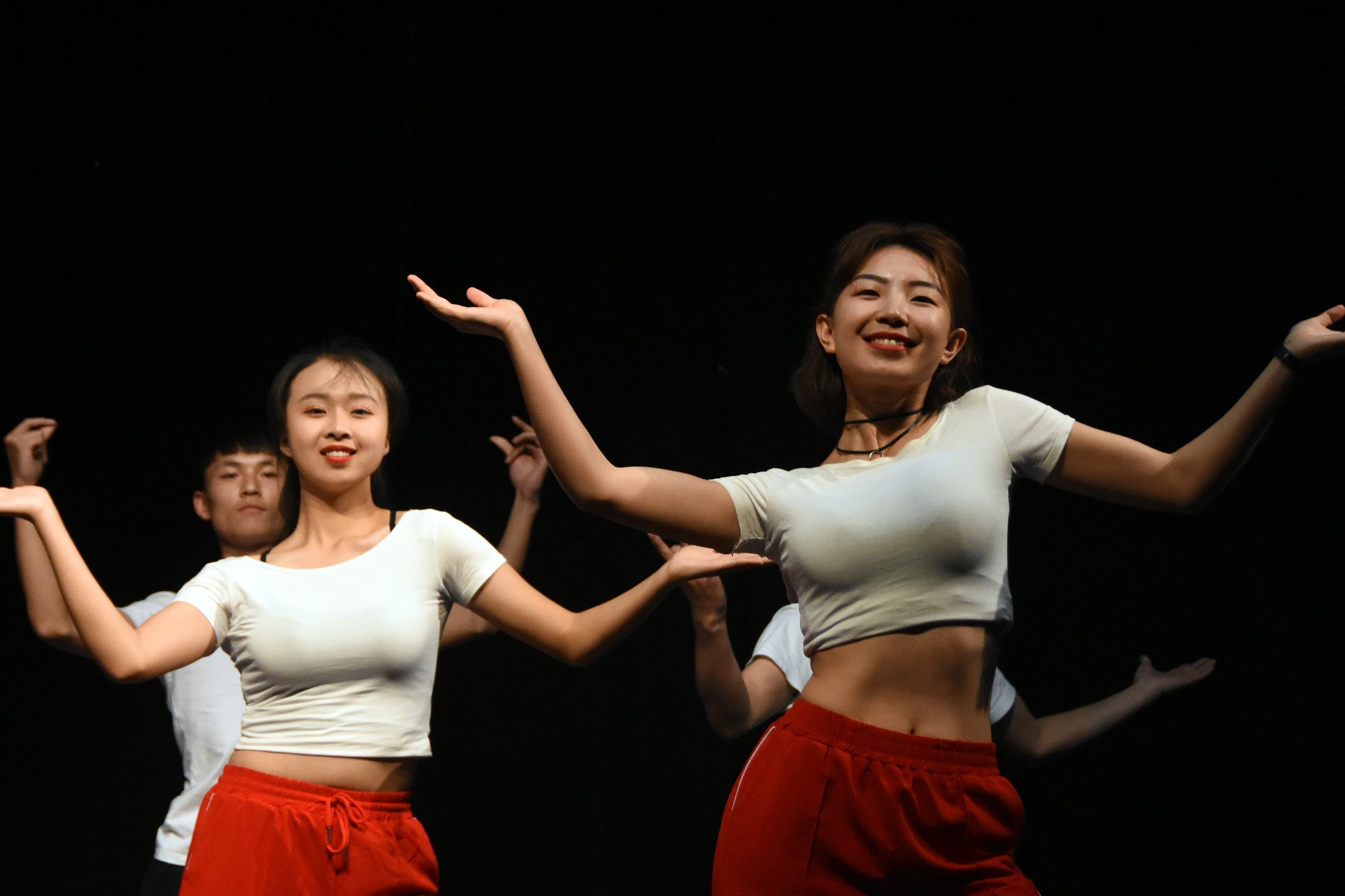 前方高能多图｜高颜值啦啦操火热来袭！