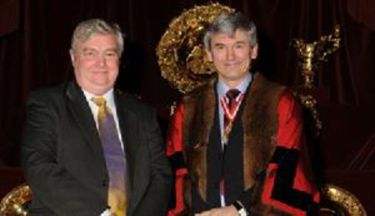 从南京宇通实验学校可以直升英国名牌大学——UCA