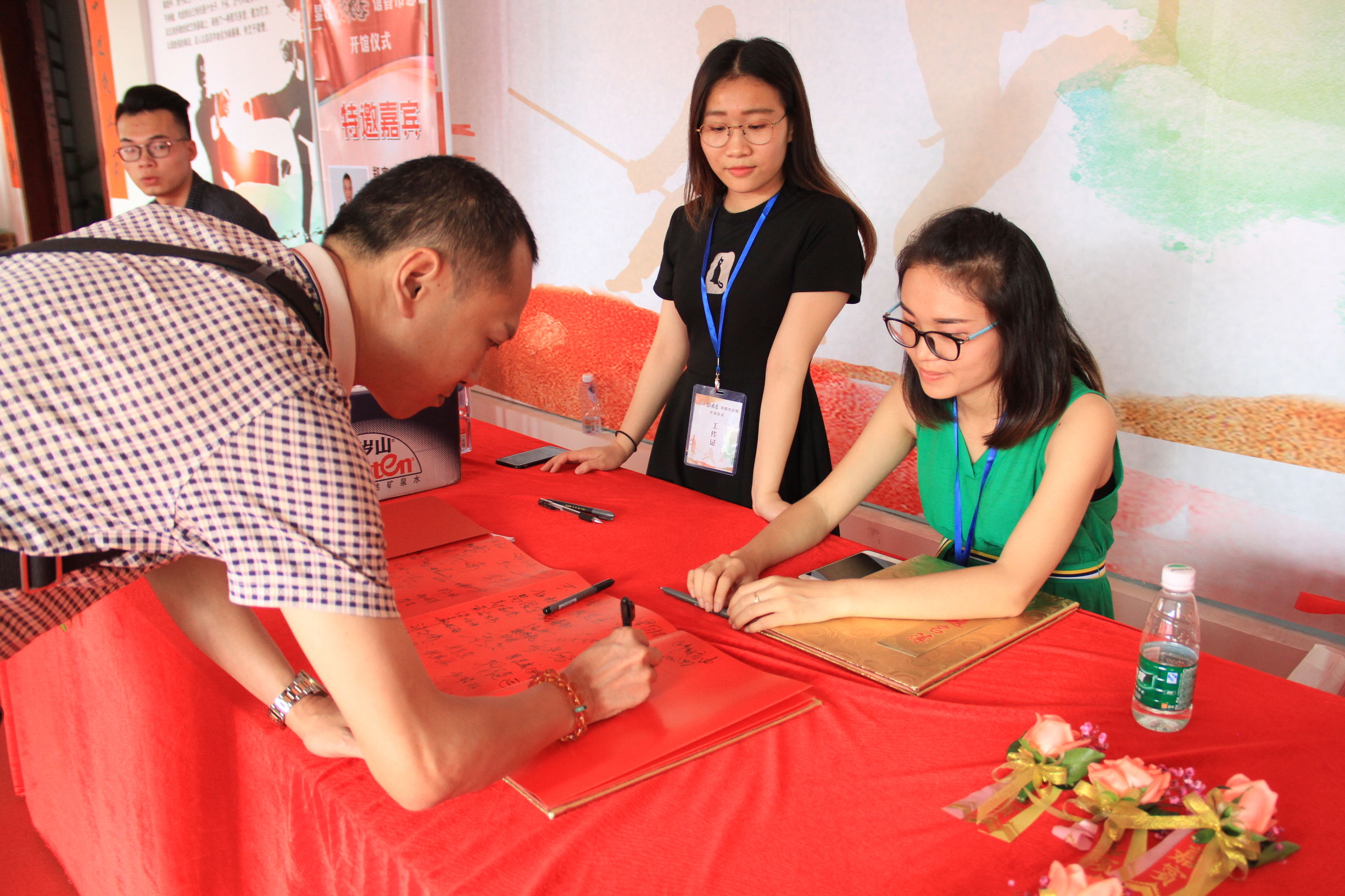 东莞显江咏春拳馆香市总馆开馆｜弘扬詠春拳术，推广全民健身