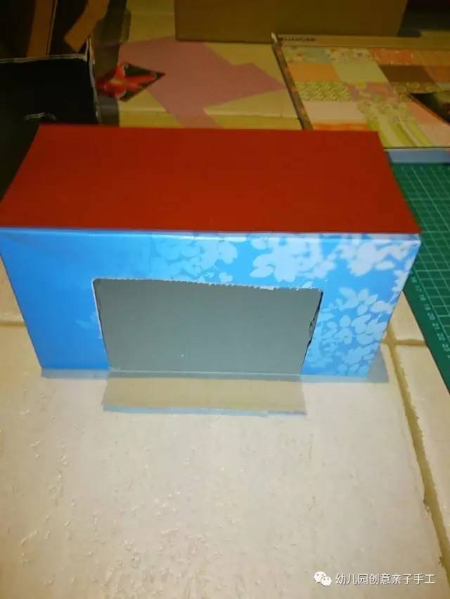 幼儿园废物利用手工：纸皮箱与盒子，变身小汽车等逗笑小孩