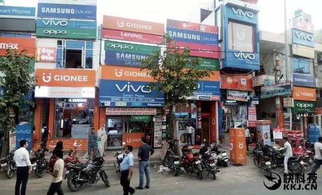 2599元！金立S10体验评测：全球首款四摄像头手机