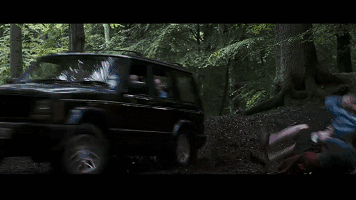 热恋情侣来湖边甜蜜野营，偶遇丧心病狂熊孩子惨遭虐杀！