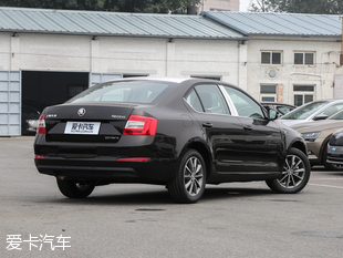 斯柯达全新明锐对比现代领动