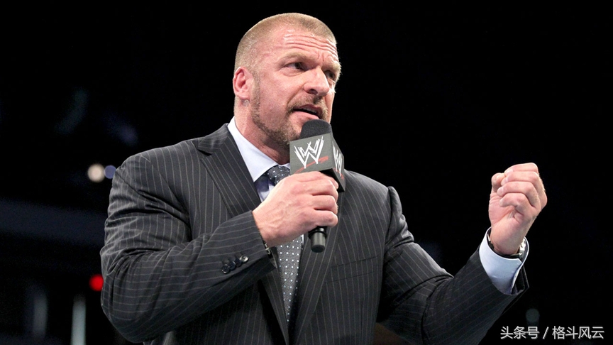 wwe的驸马爷,当时hhh在wwe出道,也曾背叛过wwe,走向竞争对手wcw,谁都