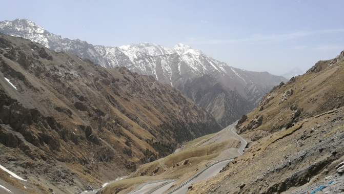 南疆北疆十天自驾游攻略，自驾需要的可以参考了