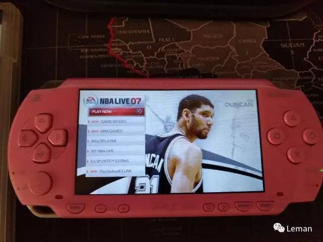 NBA2007游戏下载(NBA live07:一款玩了十年的游戏)