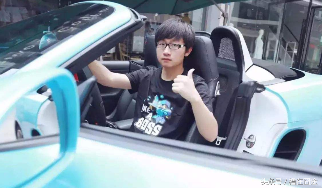 龙珠直播热度排名：旭旭宝宝陈子豪陆续登顶，美女主播未能上榜