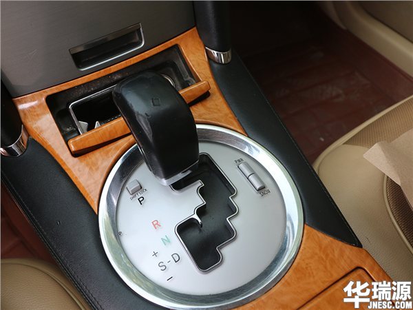 二手车评估师案例：丰田锐志2005款2.5S 估值多少？