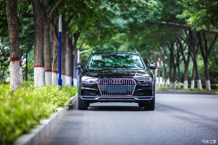 40万放弃奔驰C旅 选择灯厂奥迪A4 allroad 中控完美油耗烧钱