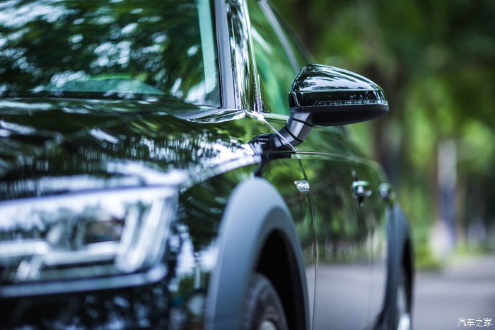 40万放弃奔驰C旅 选择灯厂奥迪A4 allroad 中控完美油耗烧钱
