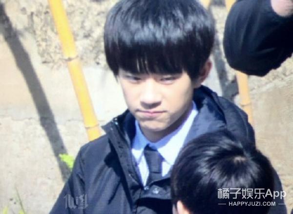 TFboys新剧《超少年密码》开机，一股清新的校园风迎面吹来...
