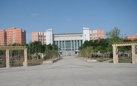 甘肃省49所高校，谁家成立早、谁家校徽设计好，一目了然