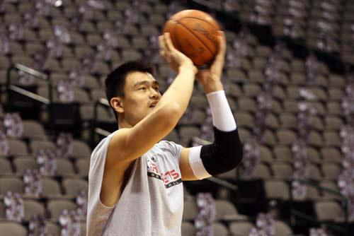 nba为什么可以罚球(罚球真的不能跳吗？无数球迷被这个规则误导，这才是真正的原因！)