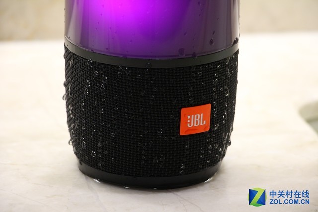 打开你的氛围灯放音乐 JBL Pulse3试用