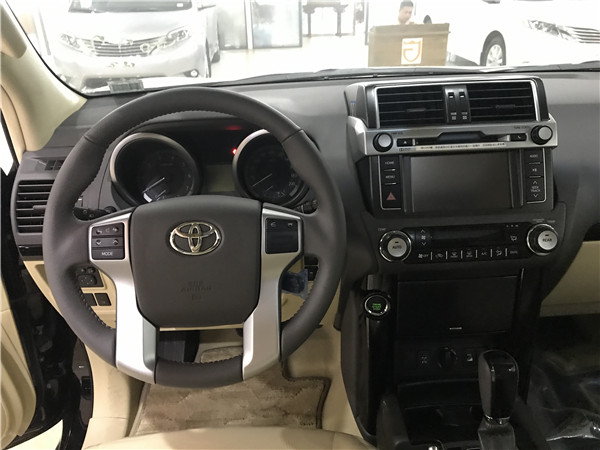 17款丰田霸道4000中东版普拉多4.0最新行情优惠促销