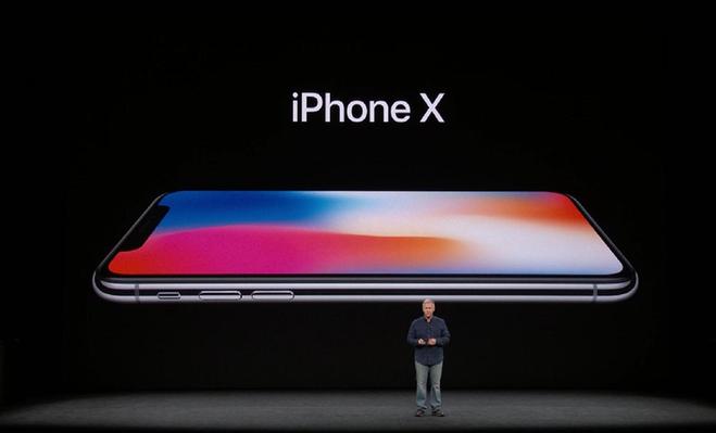 国足\x20泰国(财发现：手机友商密集推新 它们都比iPhone 8系列好用？)