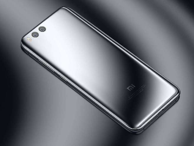 国足\x20泰国(财发现：手机友商密集推新 它们都比iPhone 8系列好用？)