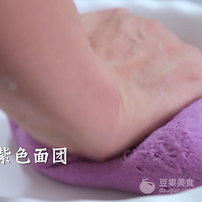 紫薯玫瑰花饅頭,紫薯玫瑰花饅頭的做法
