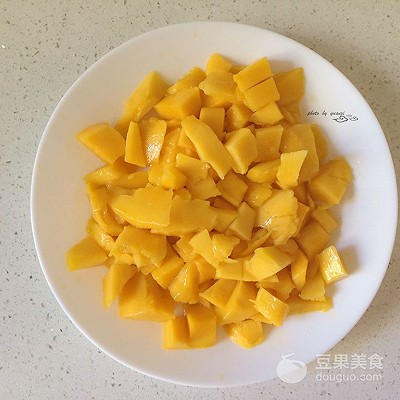 芒果布丁的做法,芒果布丁的做法最簡單