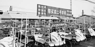 二手農(nóng)機(jī)交易亂象叢生  千億級(jí)市場(chǎng)缺標(biāo)準(zhǔn)待規(guī)范