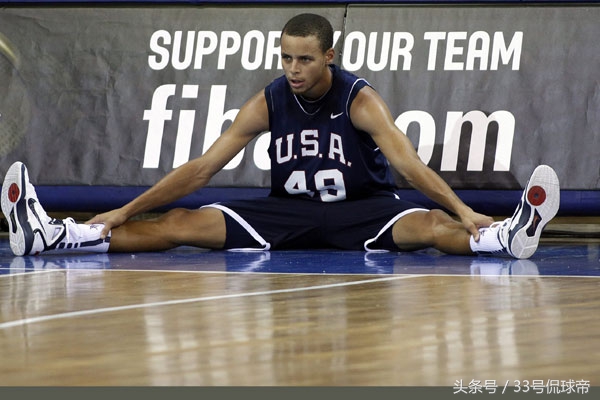 为什么nba打球没有抽筋(打球时，腿部抽筋了怎么办？库里赛前这么练，3招让你远离痛苦)