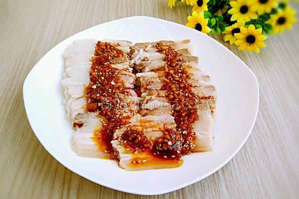 五花肉怎么做都好吃，但这10种做法最经典！