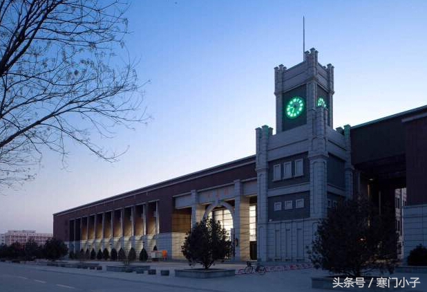 不是985更不是211，但他确实是山西第一大学