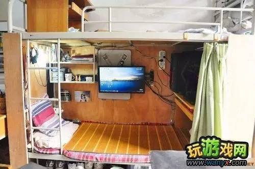 别人的宿舍叫“家”，你的宿舍只能是“窝”，大学生DIY宿舍走红网络，新疆小伙曾被邀《天天向上》